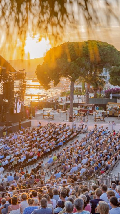 Les tribunes du célèbre Jazz à Juan