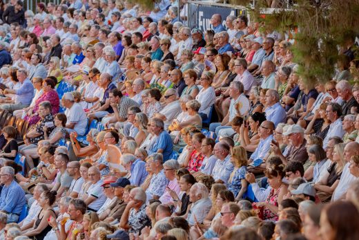Les tribunes du célèbre Jazz à Juan