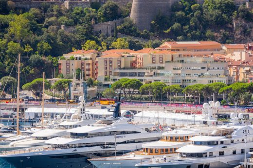Nos tentes bi-pentes pour la régie d&#8217;un tournage de film à Monaco