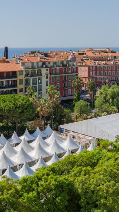 Montage des du village et des tribunes de l&#8217;IronMan Monde 2026