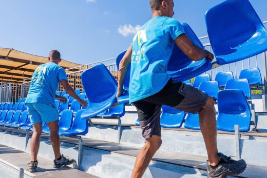 Montage des tribunes du French Riviera Open à l&#8217;academy Mouratoglou